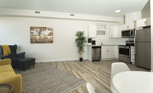 207-18 Picardy Place, Winnipeg, MB - Photo 1