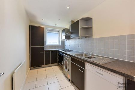 2 bedroom apartment to rent - Photo 5