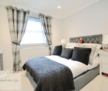2 bedroom ground floor flat to rent - Photo 4