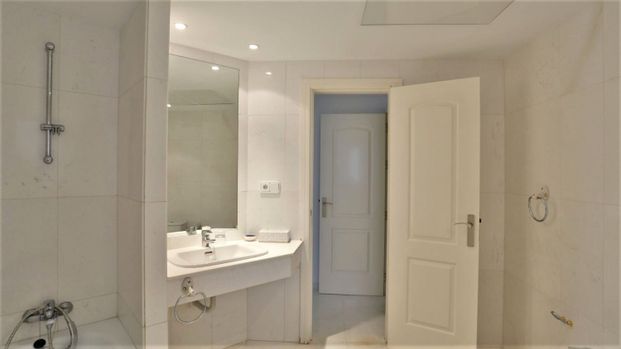 Alquiler Apartamento en Puerto Banús, Marbella - Foto 1