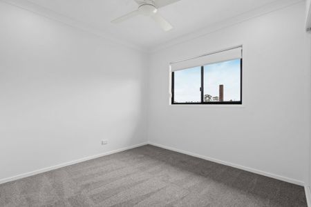 16 Redberry Crescent, Morayfield QLD, Belconnen - Photo 5
