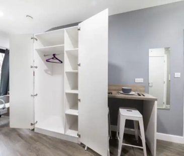 Deluxe Studio - Photo 6