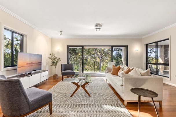 A Timeless Family Retreat - Photo 1