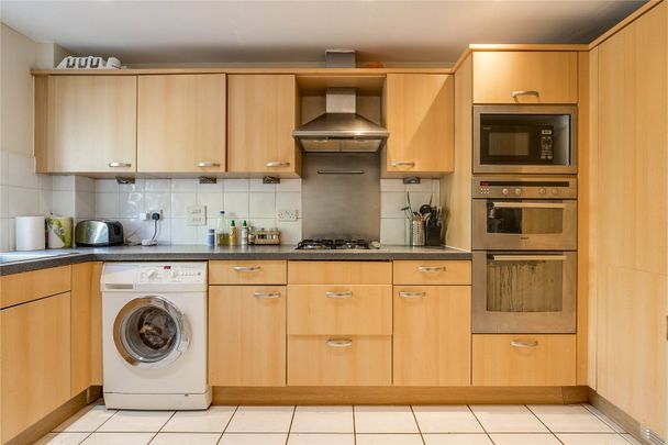 Herbert Mews, London, SW2, London - Photo 1