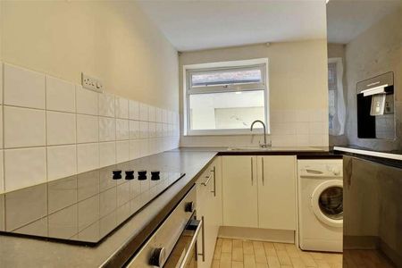 Elphinstone Road, Southsea, PO5 - Photo 4