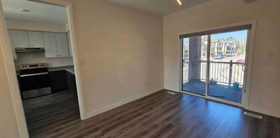 For Lease - 22 Ambereen Place, Clarington, Ontario - Photo 2