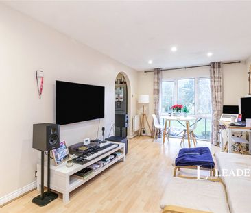2 bedroom property to rent Parry Drive, Weybridge, KT13 - Photo 3