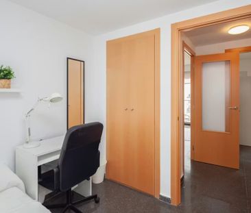 Carrer d'Abén al Abbar, Valencia, Valencian Community 46021 - Photo 2