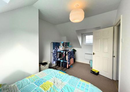 2 bedroom terraced house to rent - Photo 4