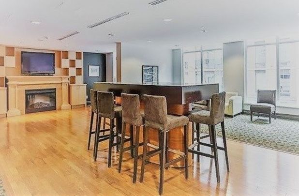 For Lease - 8 Scollard Street Unit# 1407, Toronto, Ontario - Photo 1