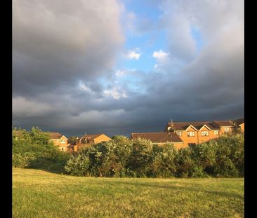 Studio Flat, John Williams Close, SE14 - Photo 1