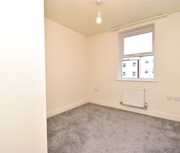 Compair Crescent, Ipswich, Suffolk, IP2 0EH - Photo 2