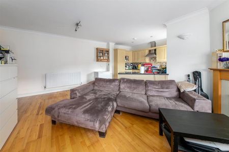 2 bedroom apartment to rent - Photo 5