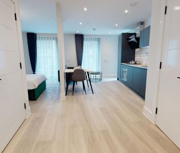 Studio to rent - Photo 2