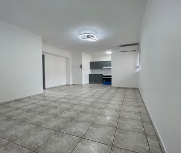 One Bedroom Unit&comma; in a Prime Location&excl; - Photo 3