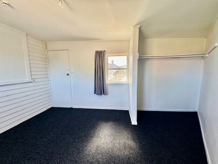 Mangere, 5 Manston - Photo 3