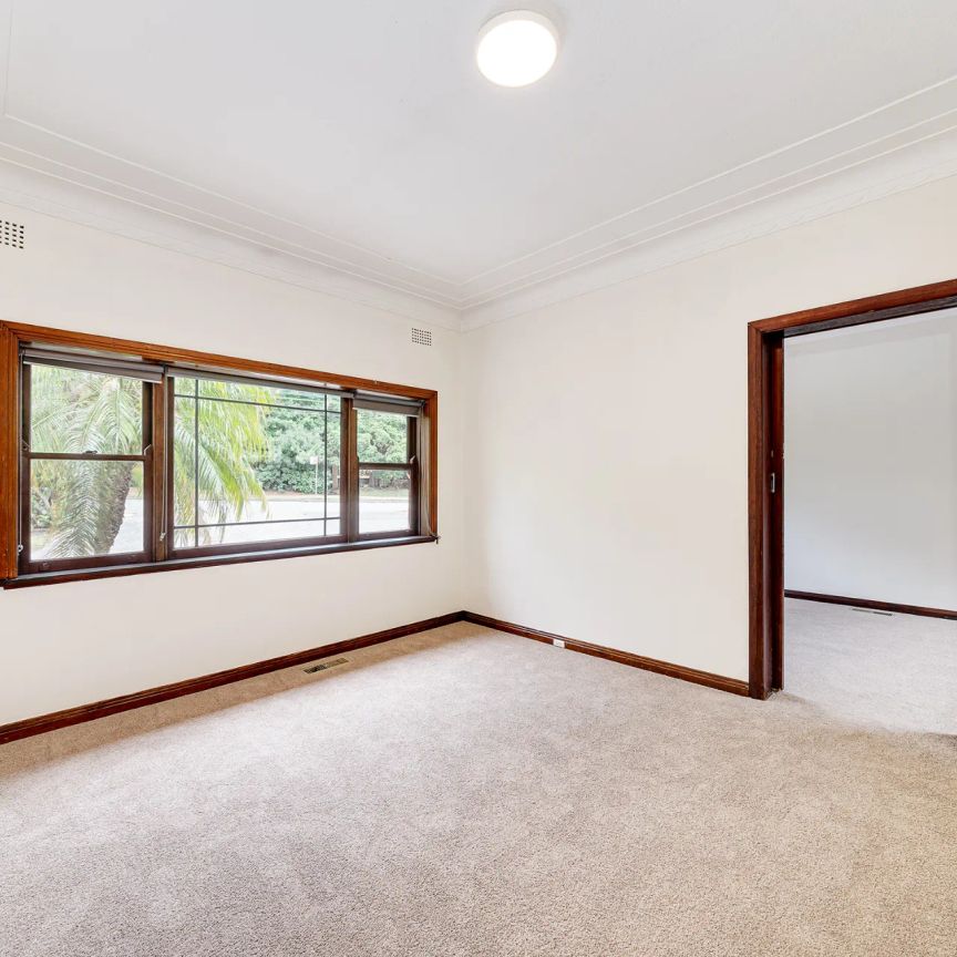 517 Mowbray Road West, Lane Cove. - Photo 1