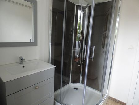 Location Appartement 3 pièces 51m² TINTENIAC 35190 - Photo 4