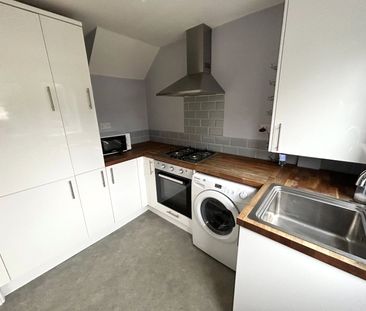 3 bedroom house to rent Belvoir Close, Ilkeston, Derbyshire, DE7 - Photo 6