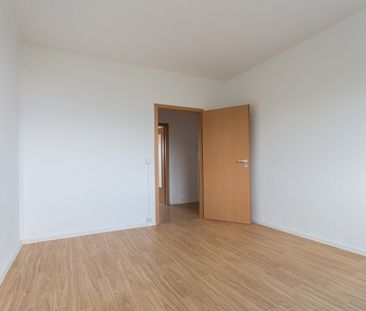 2 Zimmer und Balkon mit Blick ins Grüne - Foto 1