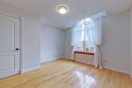 For Lease - 24 Antique Drive, Richmond Hill, Ontario - Photo 5