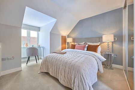 3 bedroom semi-detached house to rent - Photo 3