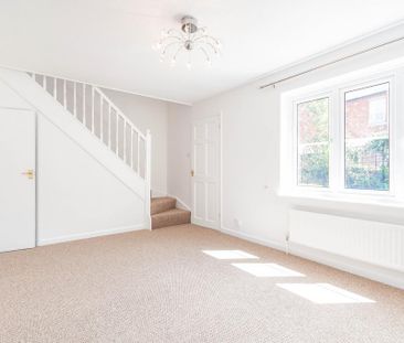 3 bedroom terraced house to rent - Photo 5