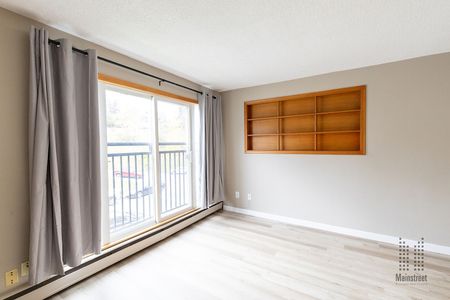 1624 16 Avenue SW, Calgary - Photo 3