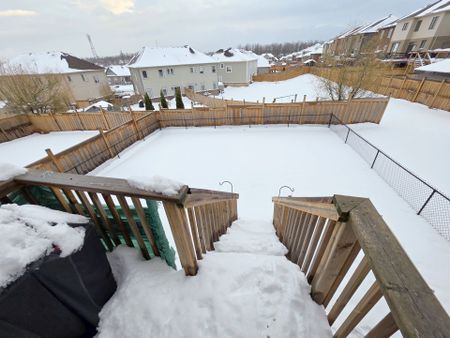 For Lease - 3033 Monarch Drive, Orillia, Ontario - Photo 4