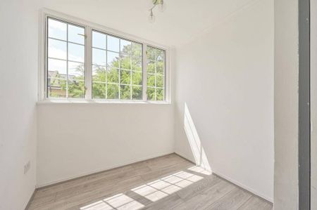 3 bedroom end of terrace house to rent - Photo 5