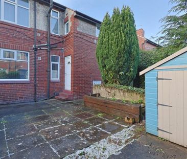 2 bedroom Flat to rent in Ferndene Grove, High Heaton, Newcastle Up... - Photo 5