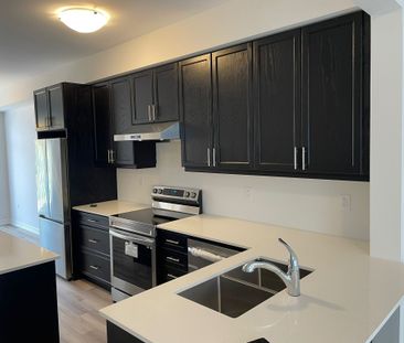 For Lease - 290 Equestrian Way Unit# 21, Cambridge, Ontario - Photo 5