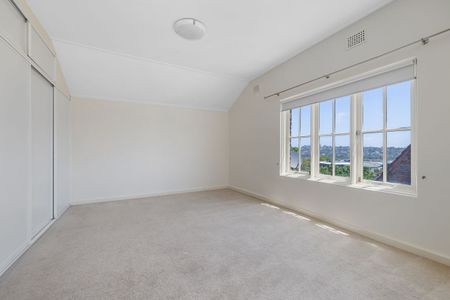 3 Cecil Road, Rose Bay, NSW 2029 - Photo 2