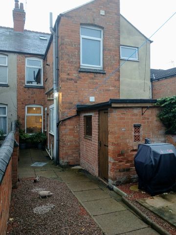 2 Bed Terraced House, Richmond Road, LE2 - Photo 5