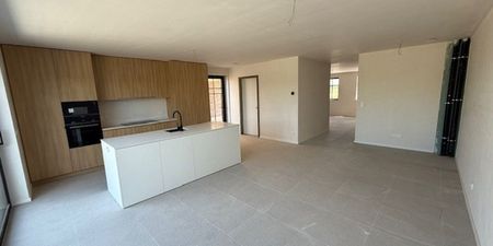 Woning te huur in Herk-de-Stad voor € 1.500 met 5 slaapkamers - Photo 3