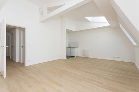 location Appartement F1 DE 47.6m² À PARIS - Photo 3