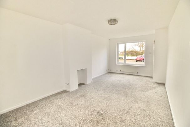 3 bedroom Three Bedroom House to rent - Photo 1