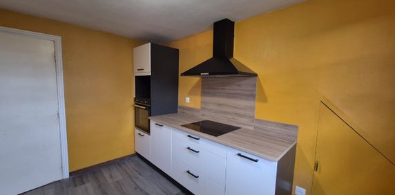 Location Appartement 3 pièces 65m² ARQUES 62510 - Photo 2