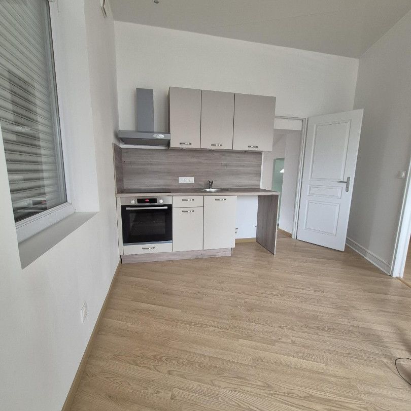 Location Appartement 2 pièces 59m² CAMBRAI 59400 - Photo 1