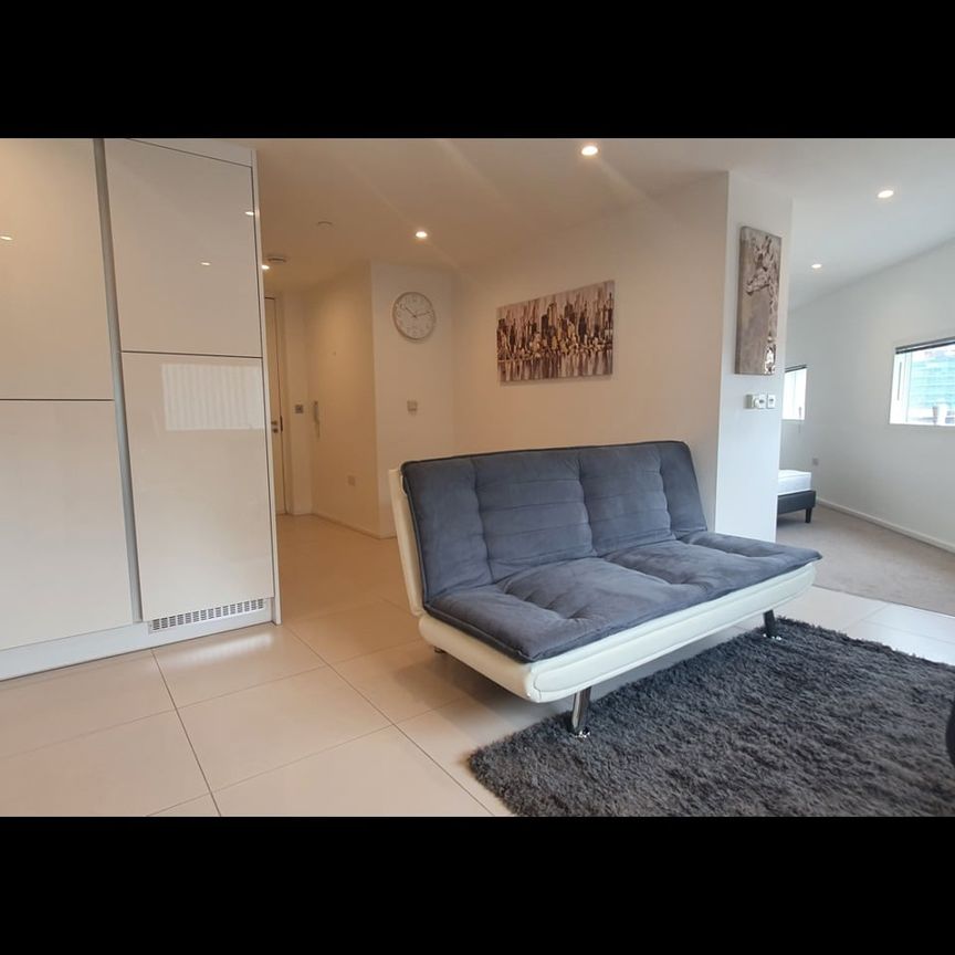 1 Bed Flat, Nottingham One Tower, NG1 - Photo 1