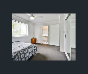2/133 King Street - Photo 2