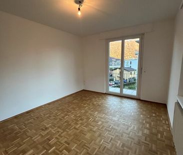 Luminous apartment with lake view in Melide - Photo 1