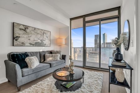 For Lease - 11 Wellesley Street Unit# 4704, Toronto, Ontario - Photo 2