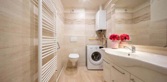 Pronájem bytu 3+1 87 m - Fotografie 2