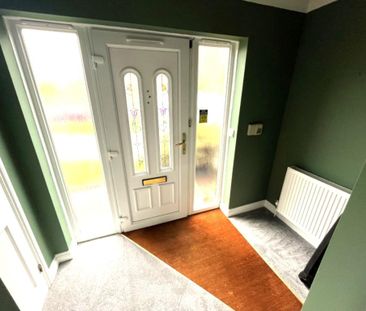 3 bedroom detached house to rent - Photo 2