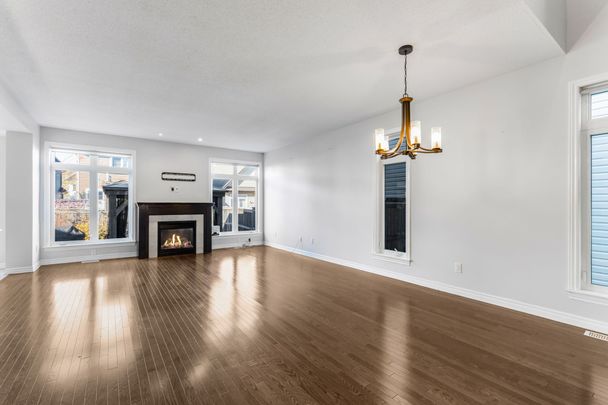 For Lease - 471 Creekview Way, Blossom Park - Airport and Area, Ontario - Photo 1