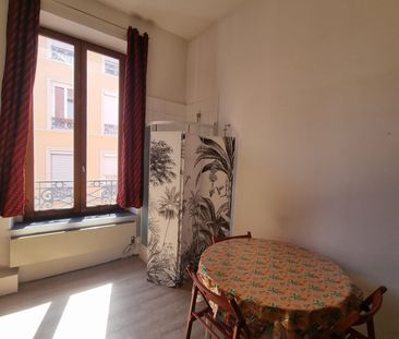 Location Appartement 1 pièce 19m² LYON 7ème - Photo 1
