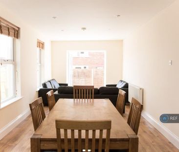 1 bedroom in a house share to rent - Photo 6