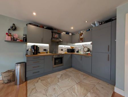 1 bedroom apartment to rent - Photo 4