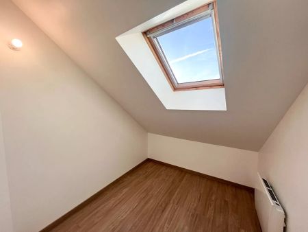 À louer ? Magnifique appartement T2 bis secteur St Pierre (1 chambre + 1 bureau), logement neuf) - Photo 5